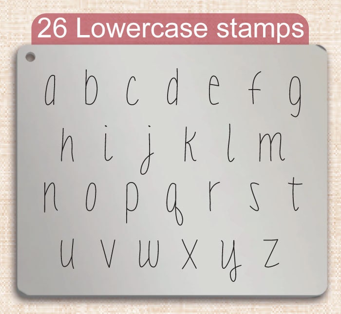 通过金属字母邮票爱你，完整的字母表。